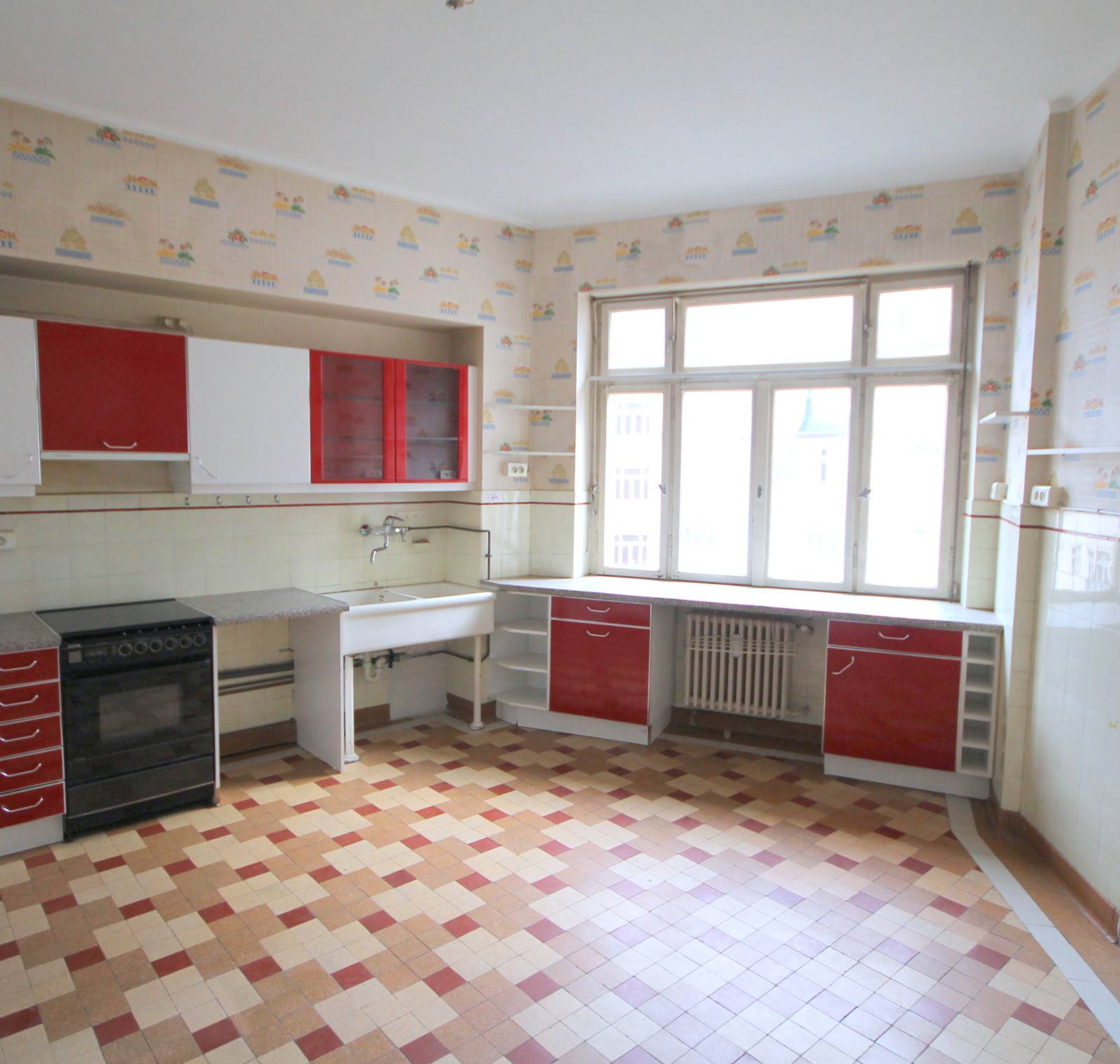 VENDU - CENTRE VILLE Prestigieux Immeuble de l'ESCA  Appartement 5 pièces 181 m² en étage élevé avec chambre de bonnes