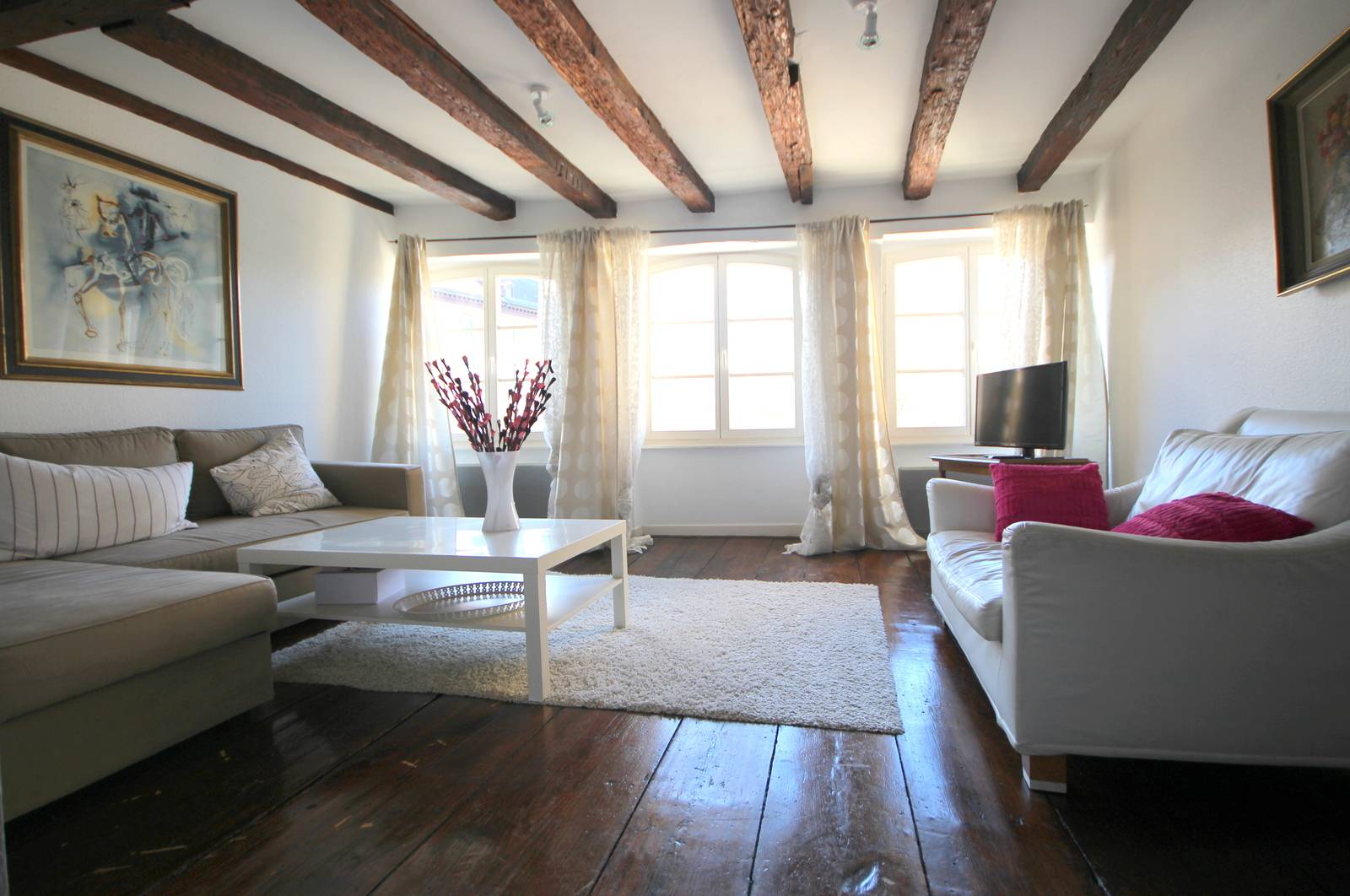 VENDU - CENTRE VILLE Place du Corbeau Appartement 3 pièces 62 m²