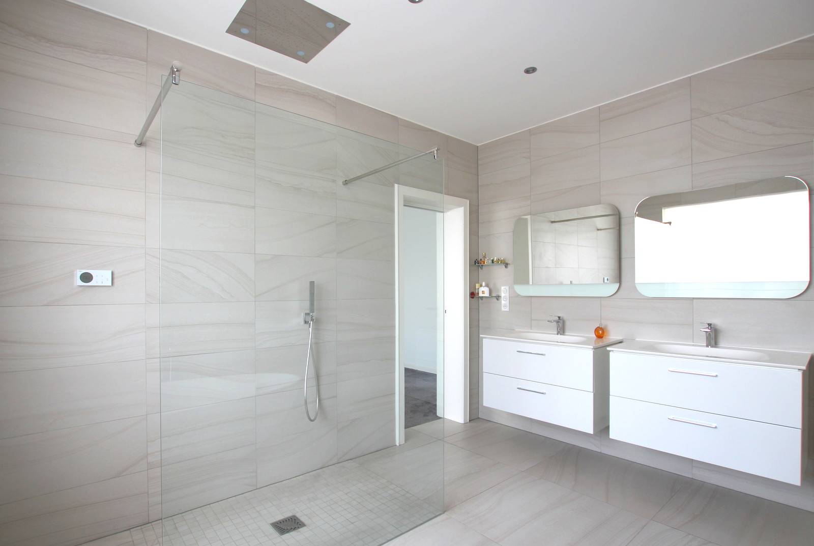 VENDU - SOUFFELWEYERSHEIM Maison d'exception 330 m² entièrement rénovée avec Grand garage 3 voitures Terrain 15 ares