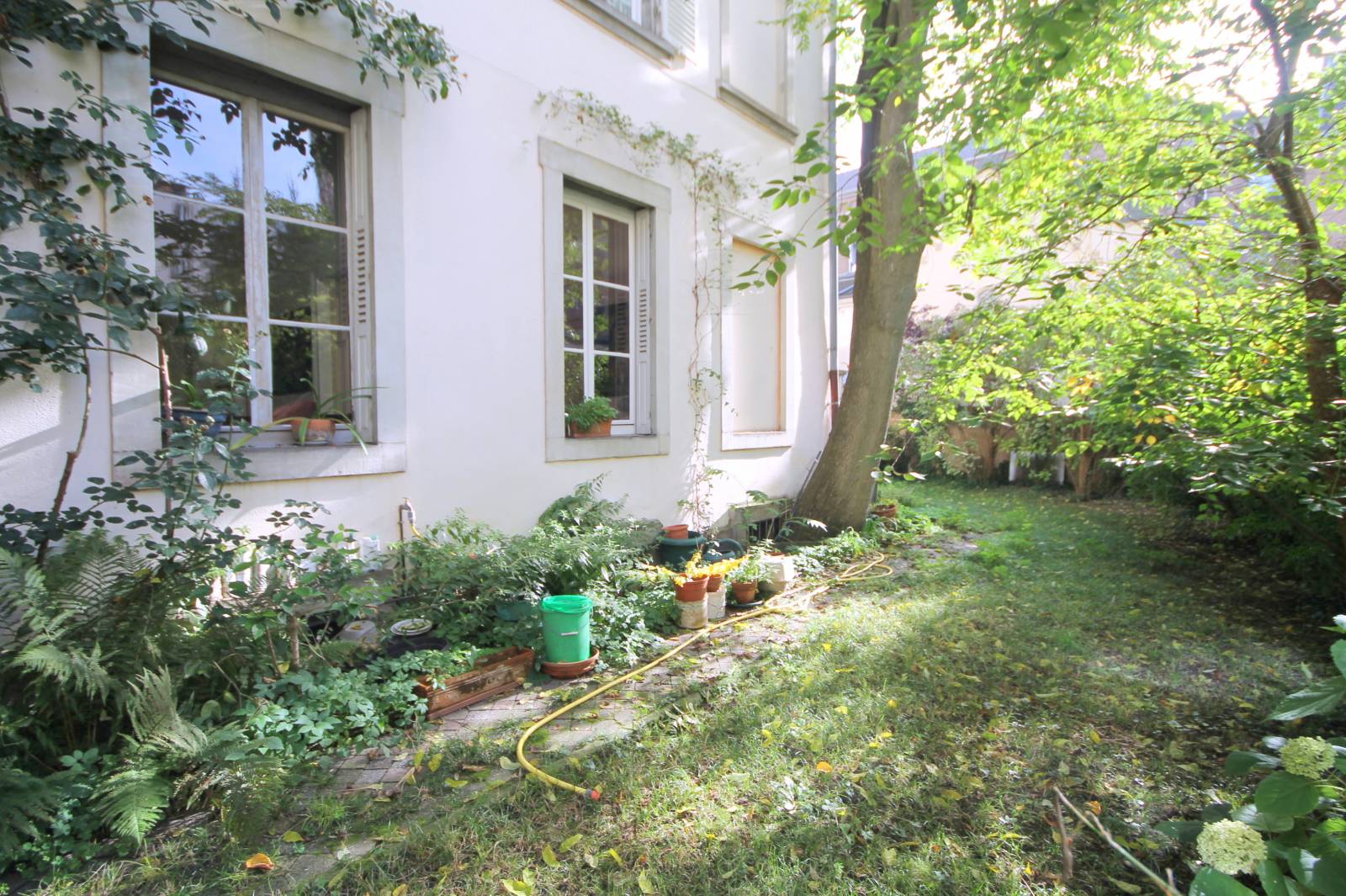 VENDU - JARDIN BOTANIQUE rue de l'Universtité Superbe  Appartement Bourgeois 210 m² avec grand jardin privatif