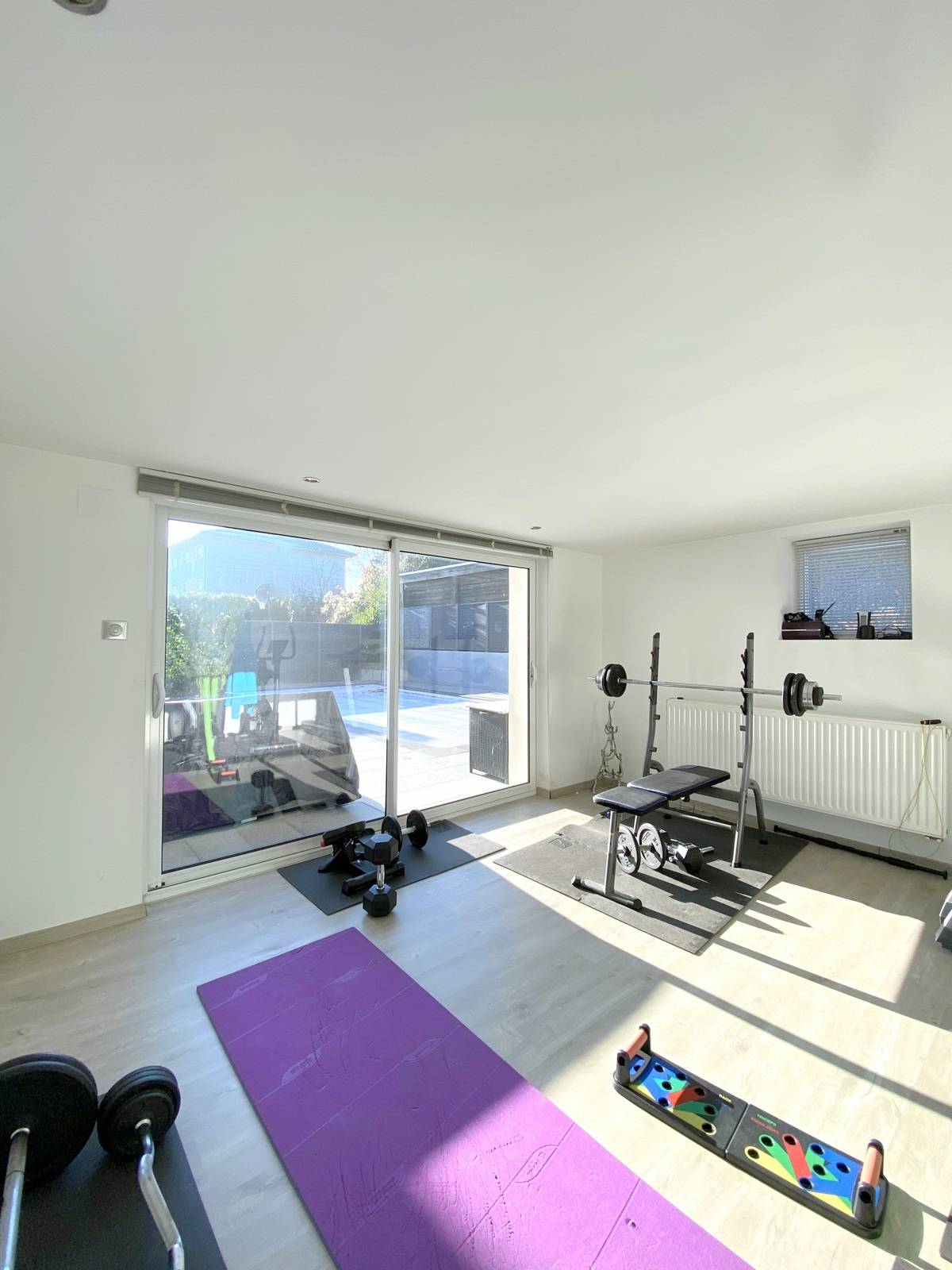 VENDU - DEBUT ILLKIRCH MAISON RENOVEE 394 M² AVEC PISCINE