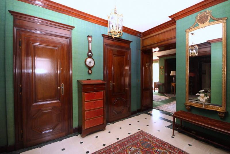 VENDU - CONTADES SUR PARC rue des Arquebusiers Attique 368 m² vue Cathédrale Terrasse 150 m² sud 3 Garages