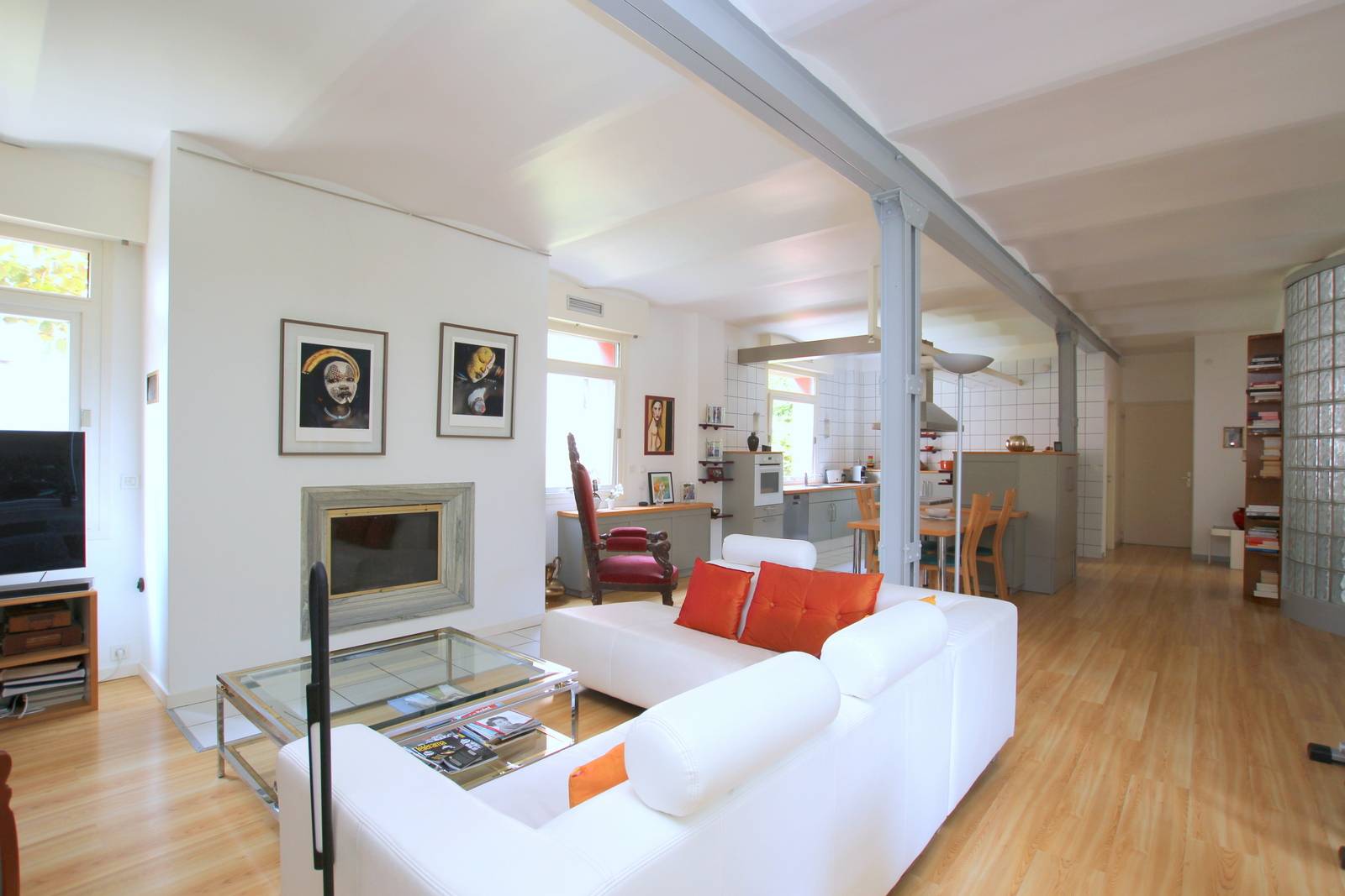 STRASBOURG NORD – SCHILTIGHEIM - CHARMANT LOFT 131 m² - 5 PIECES – 2 PARKINGS + GARAGE – JARDIN COMMUN