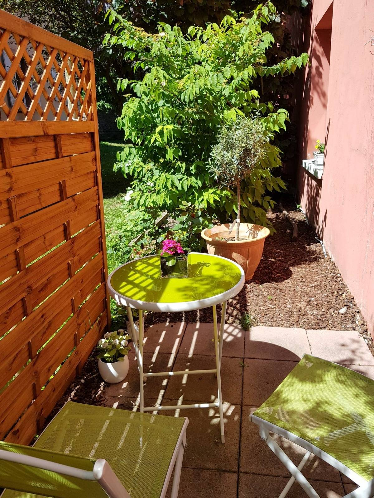 STRASBOURG NORD – SCHILTIGHEIM - CHARMANT LOFT 131 m² - 5 PIECES – 2 PARKINGS + GARAGE – JARDIN COMMUN