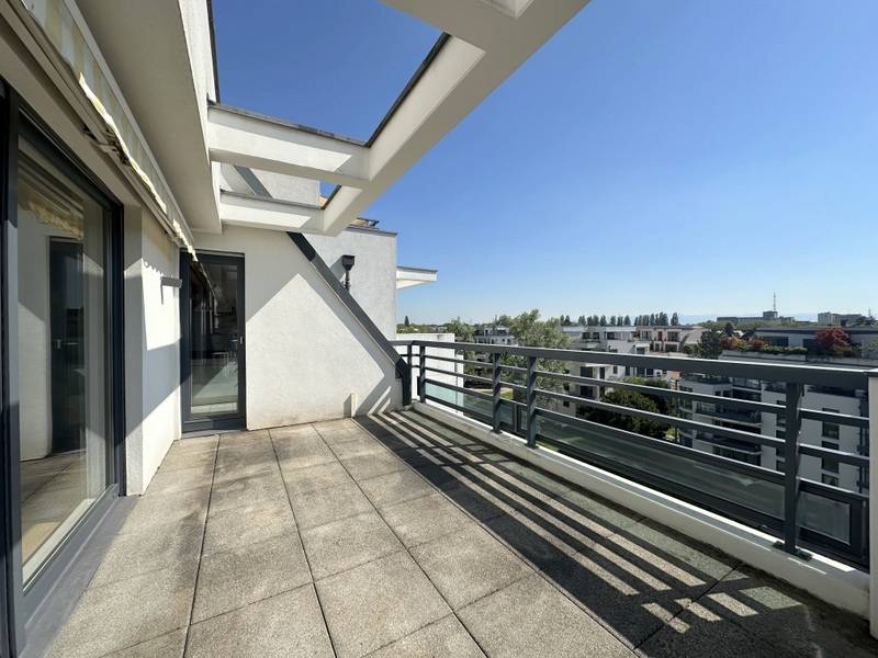 LOUE - STRASBOURG – ORANGERIE – BON PASTEUR – ATTIQUE 4 PIECES 92,1 M²- TERRASSE 33 M²– GARAGE – PARKING