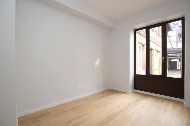 Hyper-centre Rue d’Austerlitz.