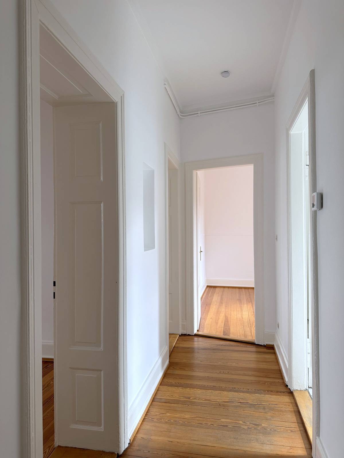 ORANGERIE - EGLISE SAINT MAURICE - APPARTEMENT 3 PIECES REPEINT 2 BALCONS