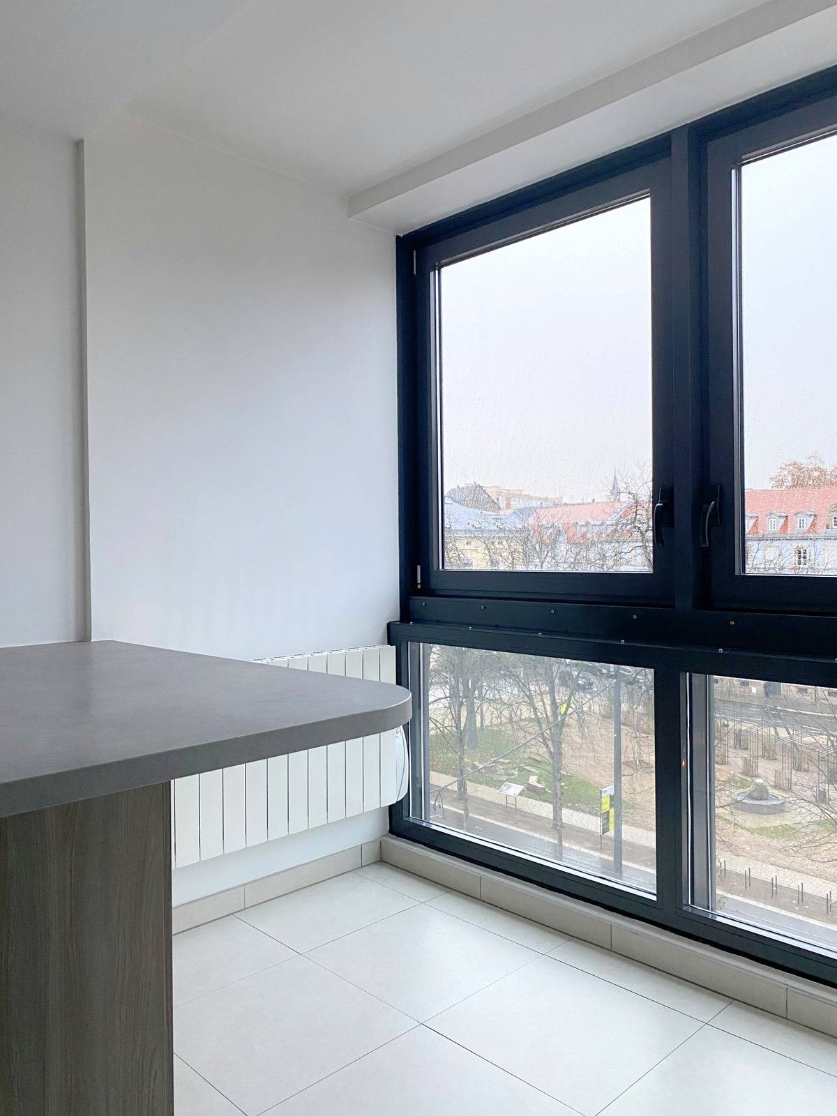 STRASBOURG – GARE – APP. TRAVERSANT 3 PIECES 68,8 M² - BALCON – CAVE - PARKING