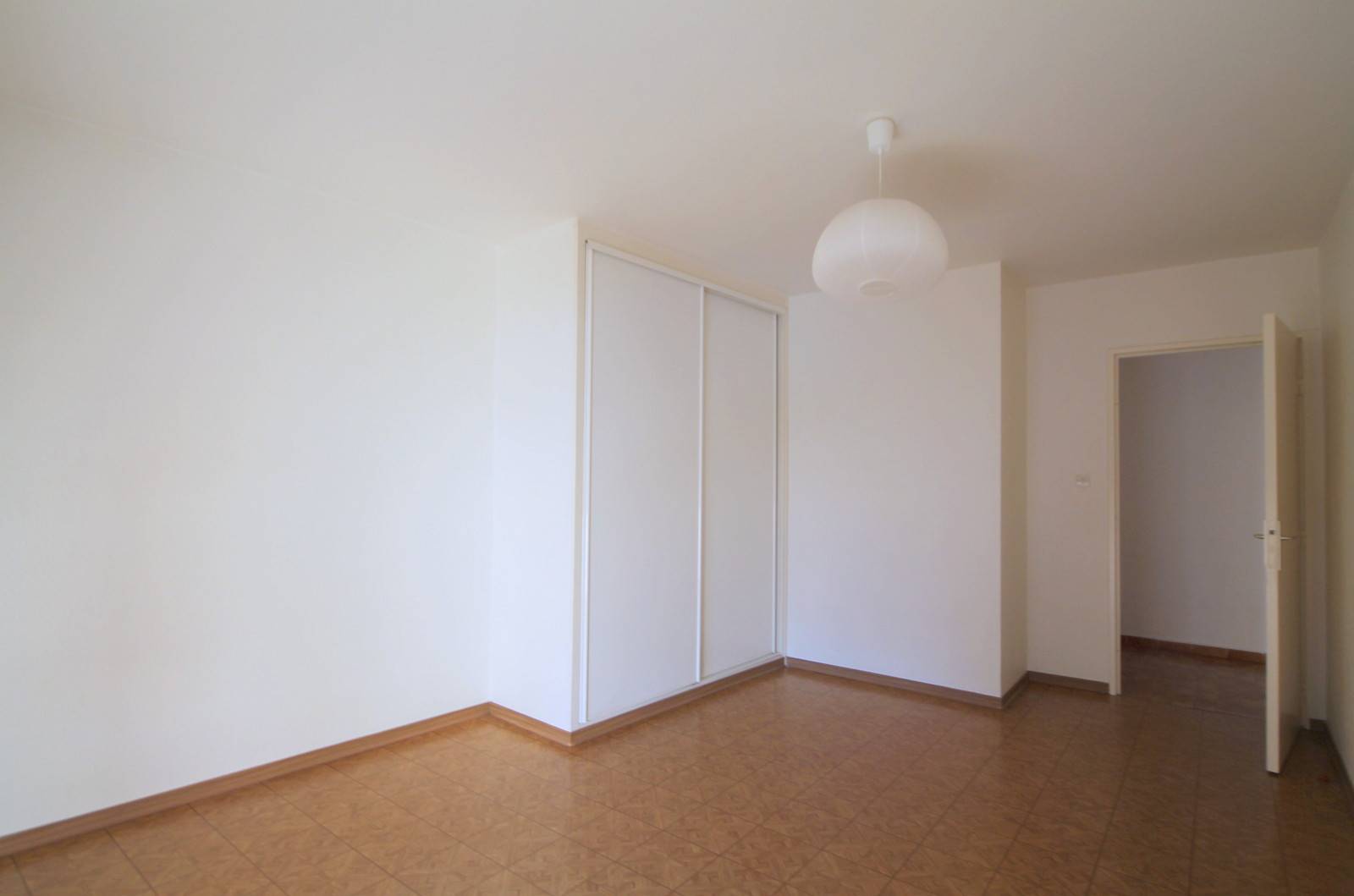 STRASBOURG KRUTENAU – PROX UNIVERSITES - RUE PAUL JANET - APPARTEMENT 3 PIECES – 58,70 m² - IDEAL COLOCATION -