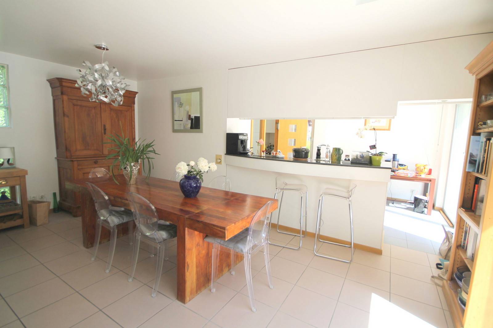 ROBERTSAU MAISON D’ARCHITECTE AVEC PISCINE ET 5 STATIONNEMENTS