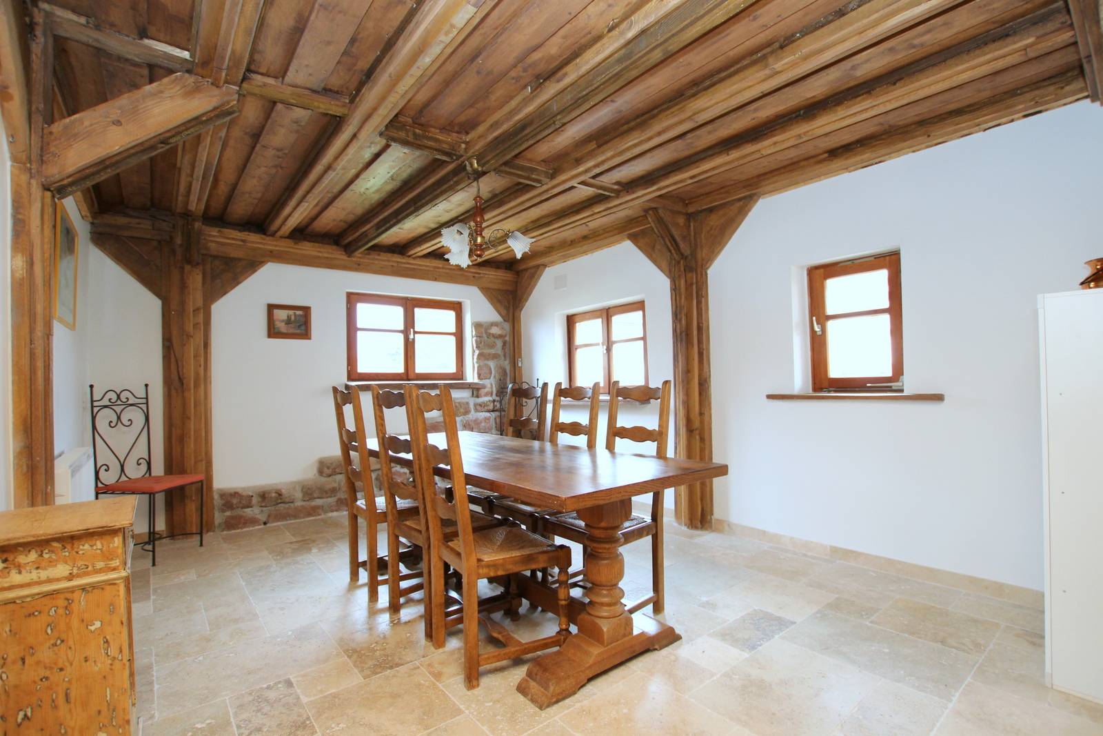 LOUE - GEISPOLSHEIM VILLAGE – MAISON ALSACIENNE - ETAT NEUF – 160 M² - 7 PIECES - COUR – JARDIN – PARKING -