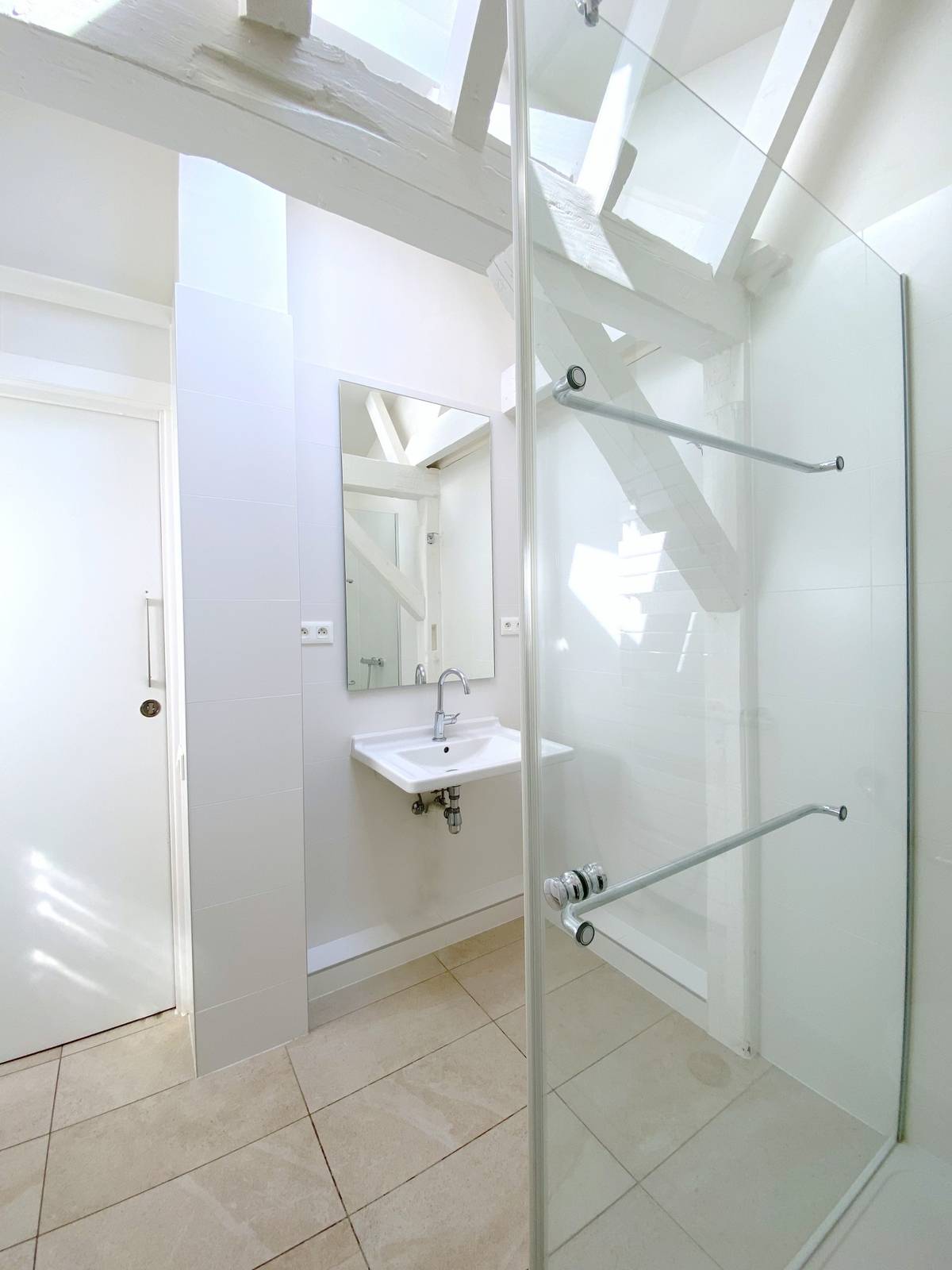 STRASBOURG - ORANGERIE – DERNIER ETAGE APPARTEMENT CLIMATISE 5 PIECES 109 M² TERRASSE 39 M² POSS. GARAGE
