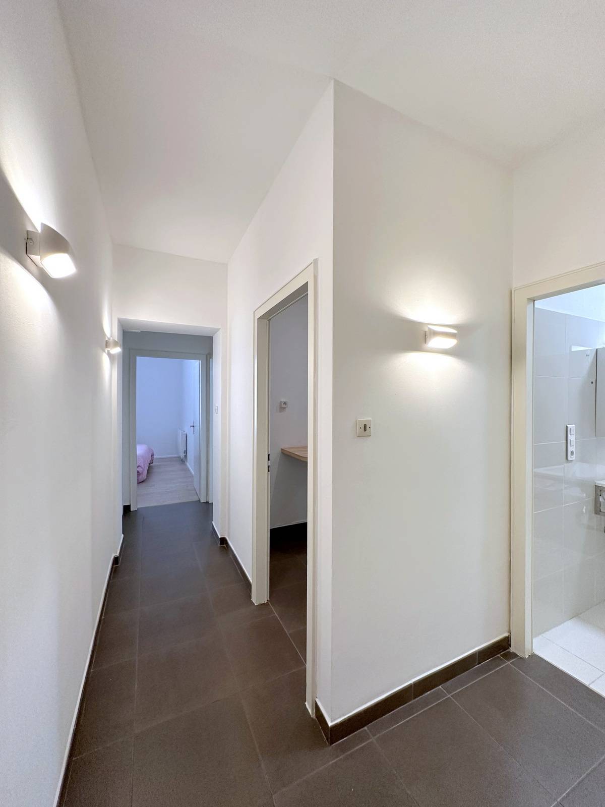 CENTRE VILLE – RUE DU FAUBOURG DE SAVERNE APP. MEUBLE - 2 PIECES 47 M²