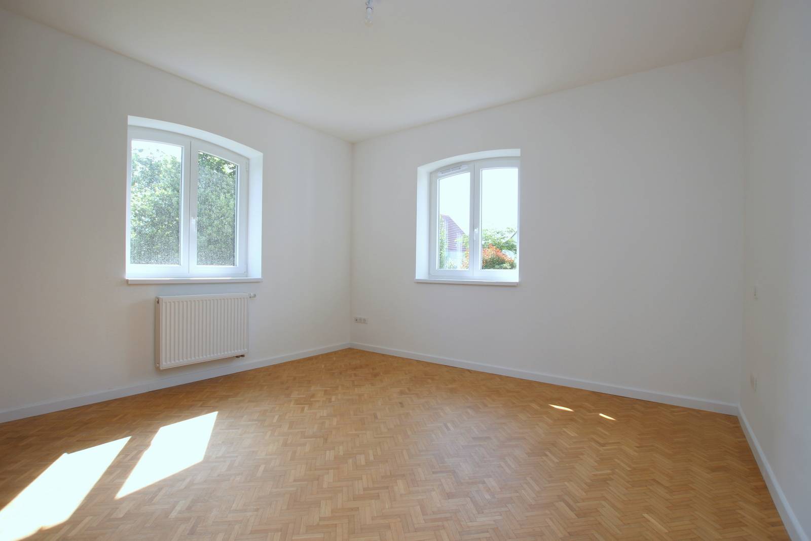 LOUE - STUTZHEIM OFFENHEIM – 20 MIN. OUEST STRASBOURG – MAISON ENTIEREMENT RENOVEE – 178 M² - PISCINE – TERRAIN 25 ARES – GARAGES