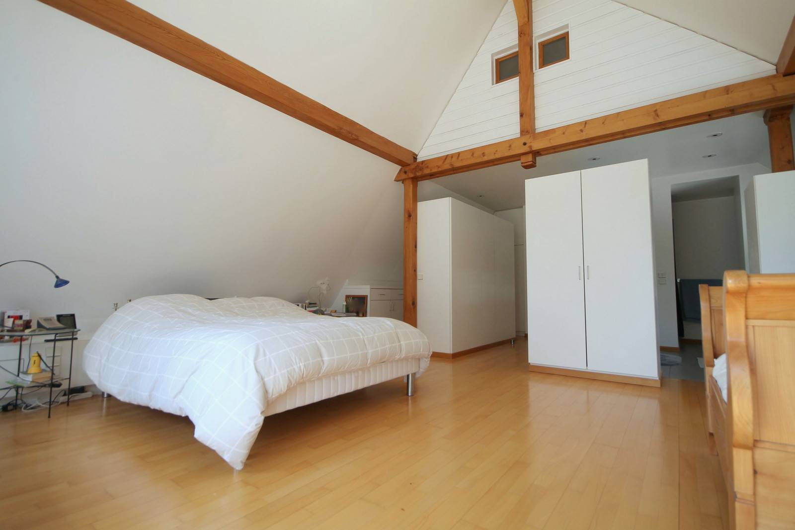 ROBERTSAU MAISON D’ARCHITECTE AVEC PISCINE ET 5 STATIONNEMENTS