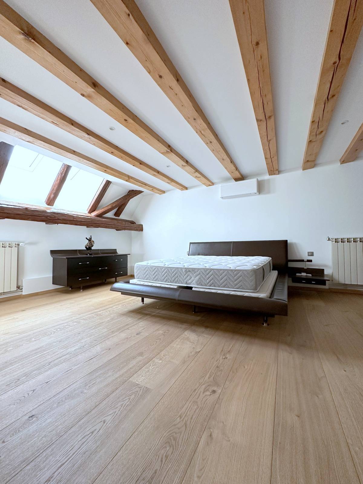 NOUVEAU PRIX - ENTZHEIM – MAISON ALSACIENNE 240 M² – GRANDS VOLUMES  TERRAIN 5,83 ARES