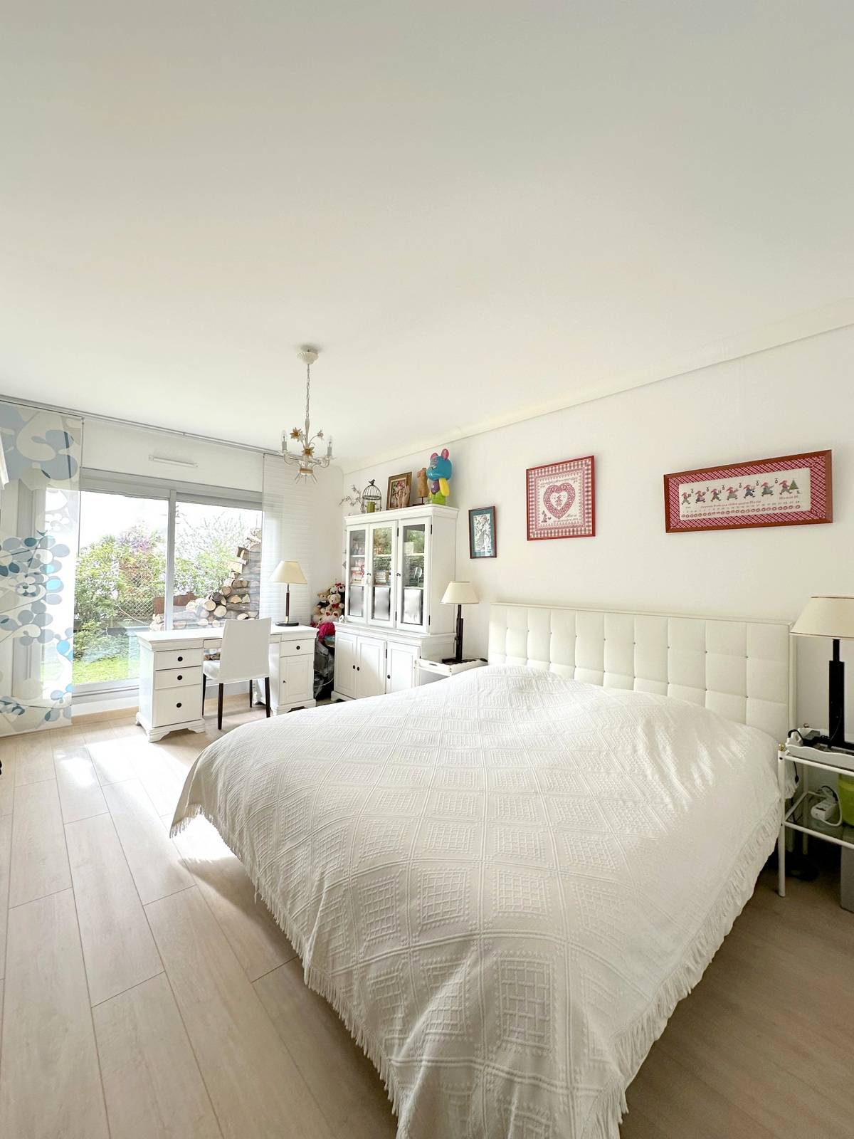 VENDU - STRASBOURG - ORANGERIE – PROX. PARC ET INSTITUTIONS EUROPEENNES – SUPERBE APPARTEMENT EN REZ-DE-JARDIN - 5 PIECES – 177 M² –  JARDIN 300 M² – GRAND GARAGE DOUBLE