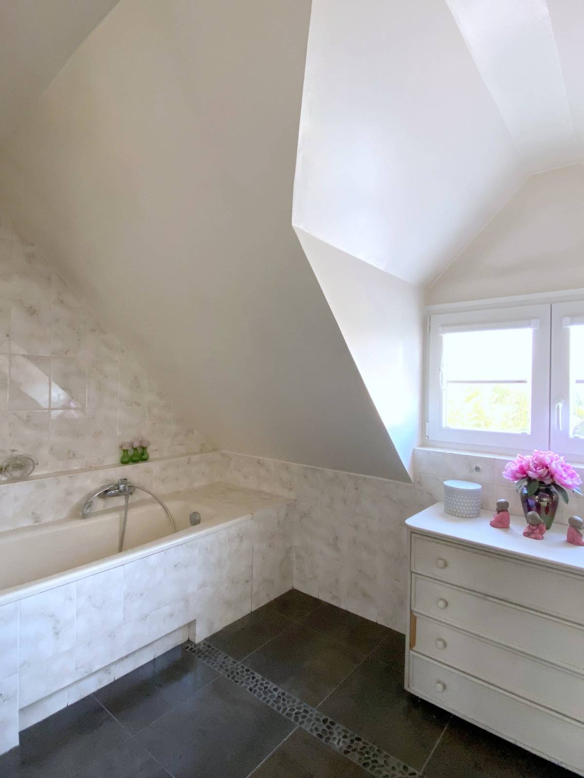 MUNDOLSHEIM – MAISON  AVEC PISCINE CHAUFFEE