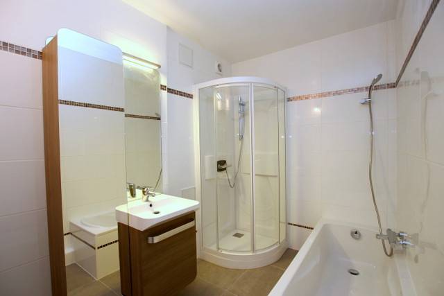 LOUE - STRASBOURG NEUDORD – RUE DU BILSTEIN - APPARTEMENT 2/3 PIECES – ETAGE ELEVE AVEC ASCENSEUR – 71,51 m² – GRAND BALCON – CAVE