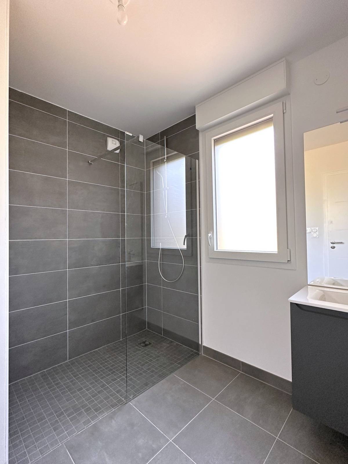 MITTELHAUSBERGEN - ATTIQUE  NEUF 4 PIECES - 75 M²  TERRASSE 37 M² – GARAGE + PARKING