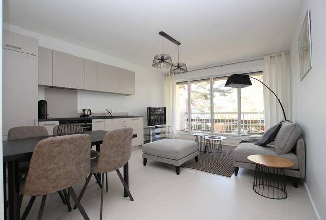 LOUE - STRASBOURG CONTADES – RUE ERWIN – AU CALME – APPARTEMENT MEUBLE – 2 PIECES 58 M² - 2 BEAUX BALCONS – PARKING