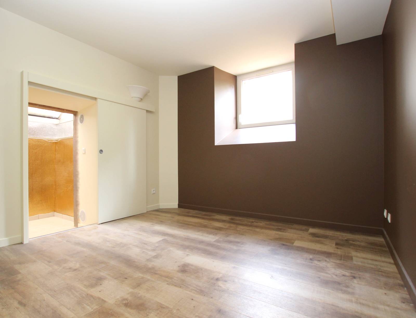 VENDU - ORANGERIE Avenue de la Forêt Noire - Bureaux 3 pièces 59 m²