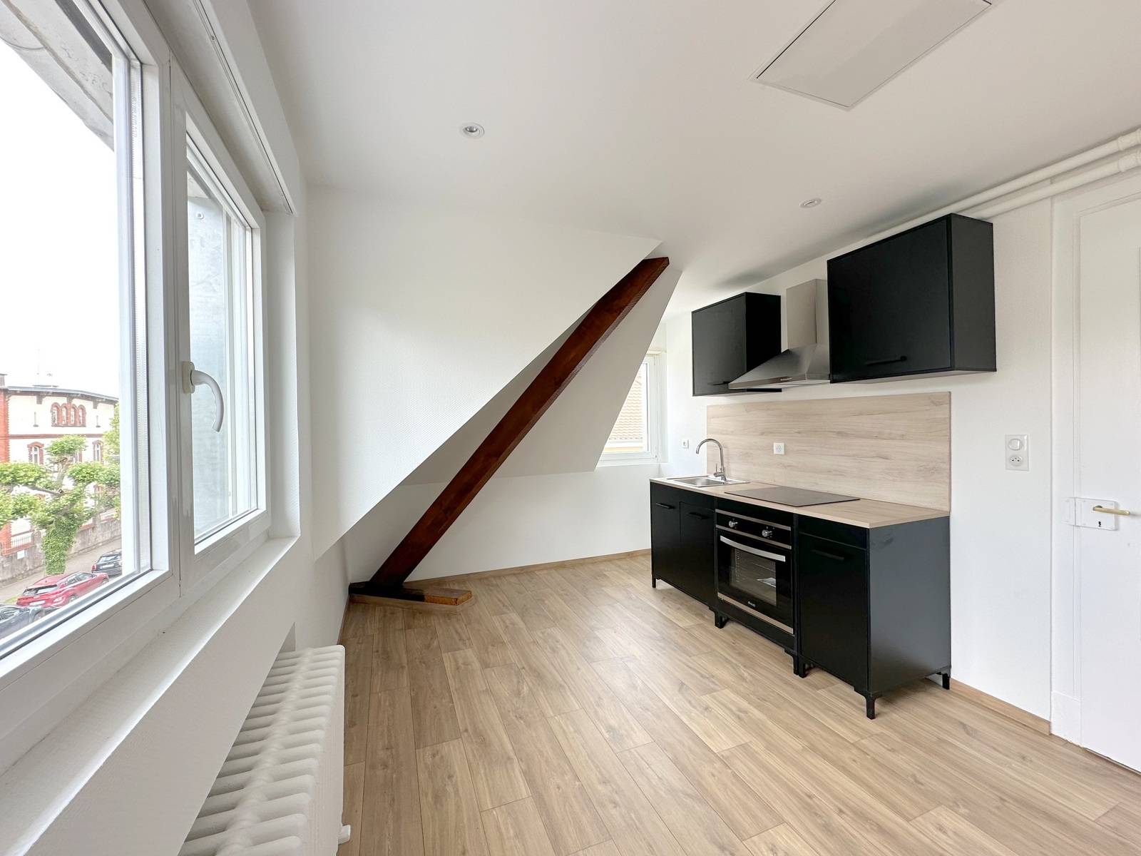LOUE - STRASBOURG - CONTADES – DERNIER ETAGE – ETAT NEUF – 3/4 pièces – 86 m² – Terrasse Sud -