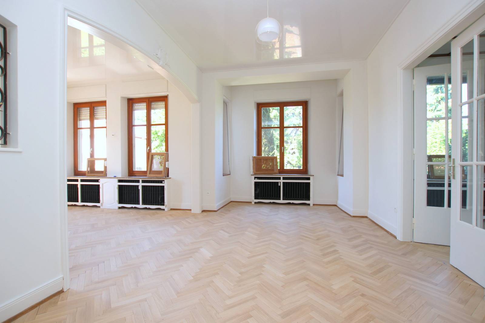 LOUE - OBERSCHAEFFOLSHEIM - MAISON 243 m² AVEC GRAND JARDIN ARBORE ET PAYSAGE