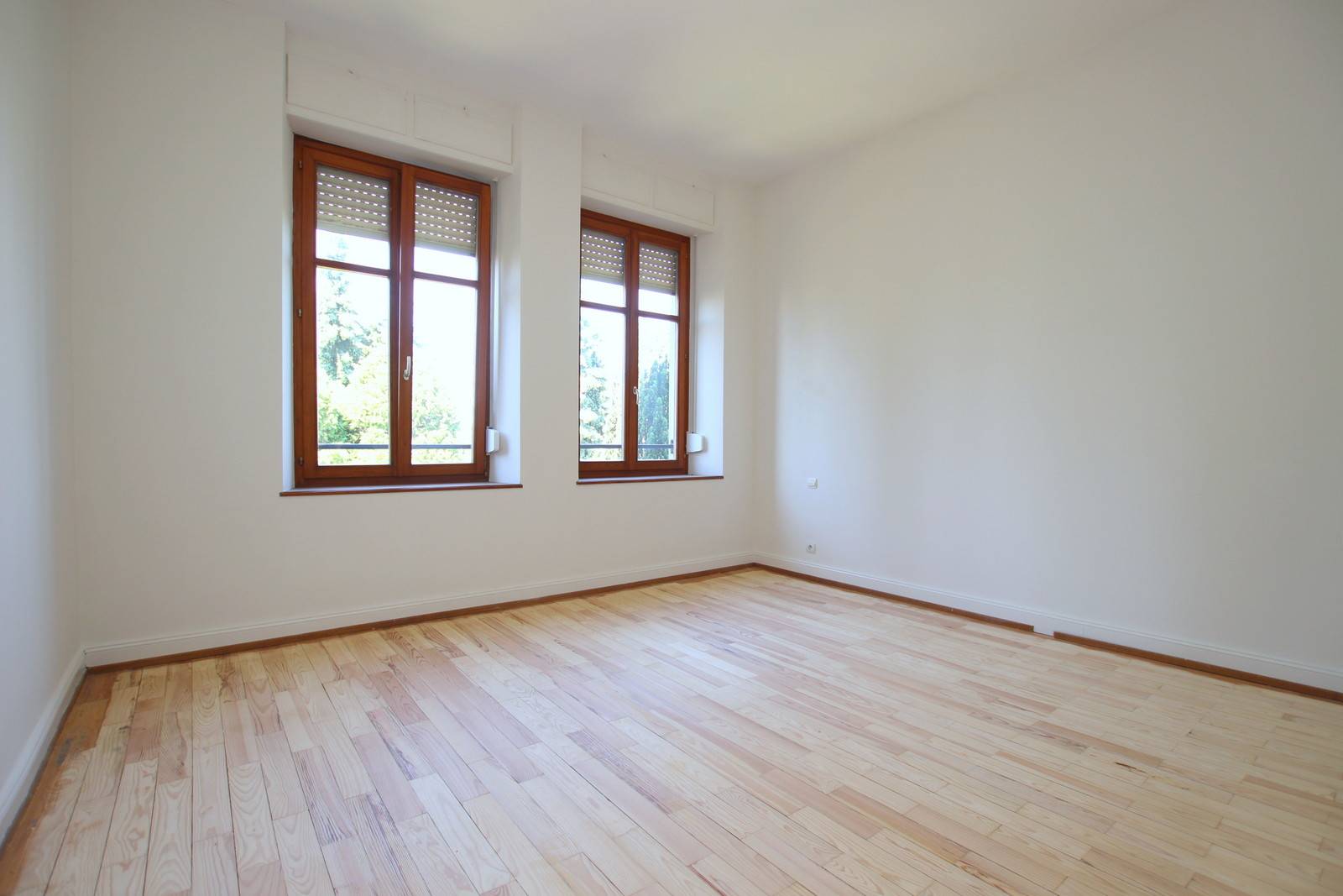 OBERSCHAEFFOLSHEIM - MAISON 243 m² AVEC GRAND JARDIN ARBORE ET PAYSAGE