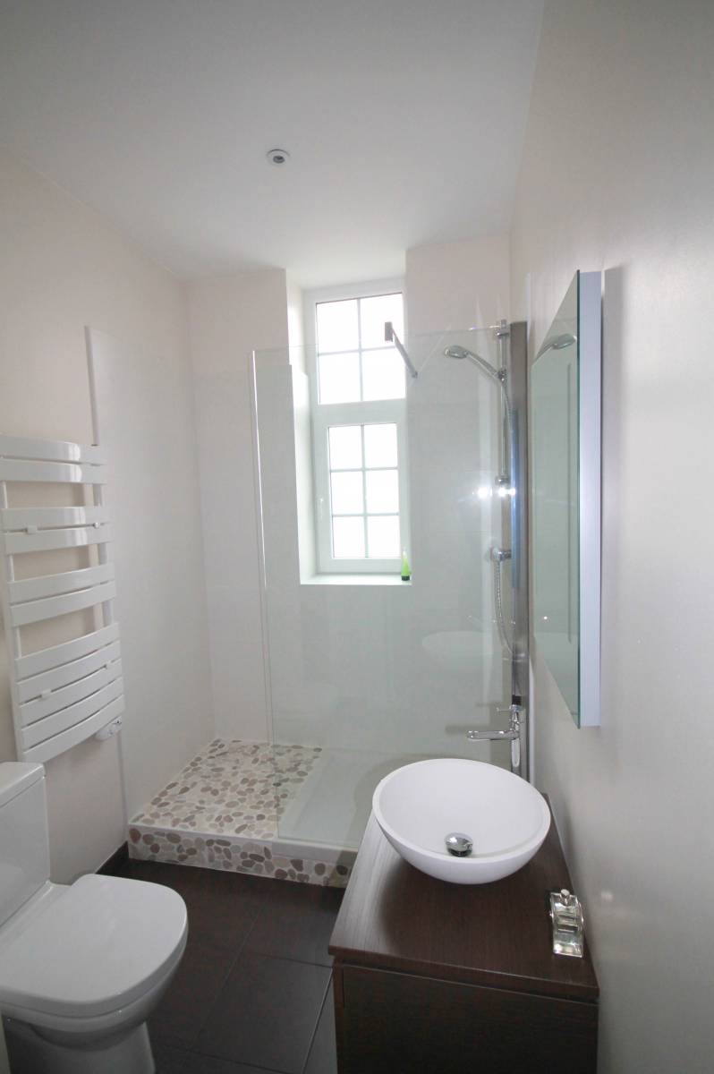 VENDU - ORANGERIE rue Stoeber dans un Immeuble Bourgeois Appartement 6 pièces en dernier étage entièrement rénové et chambre de bonnes