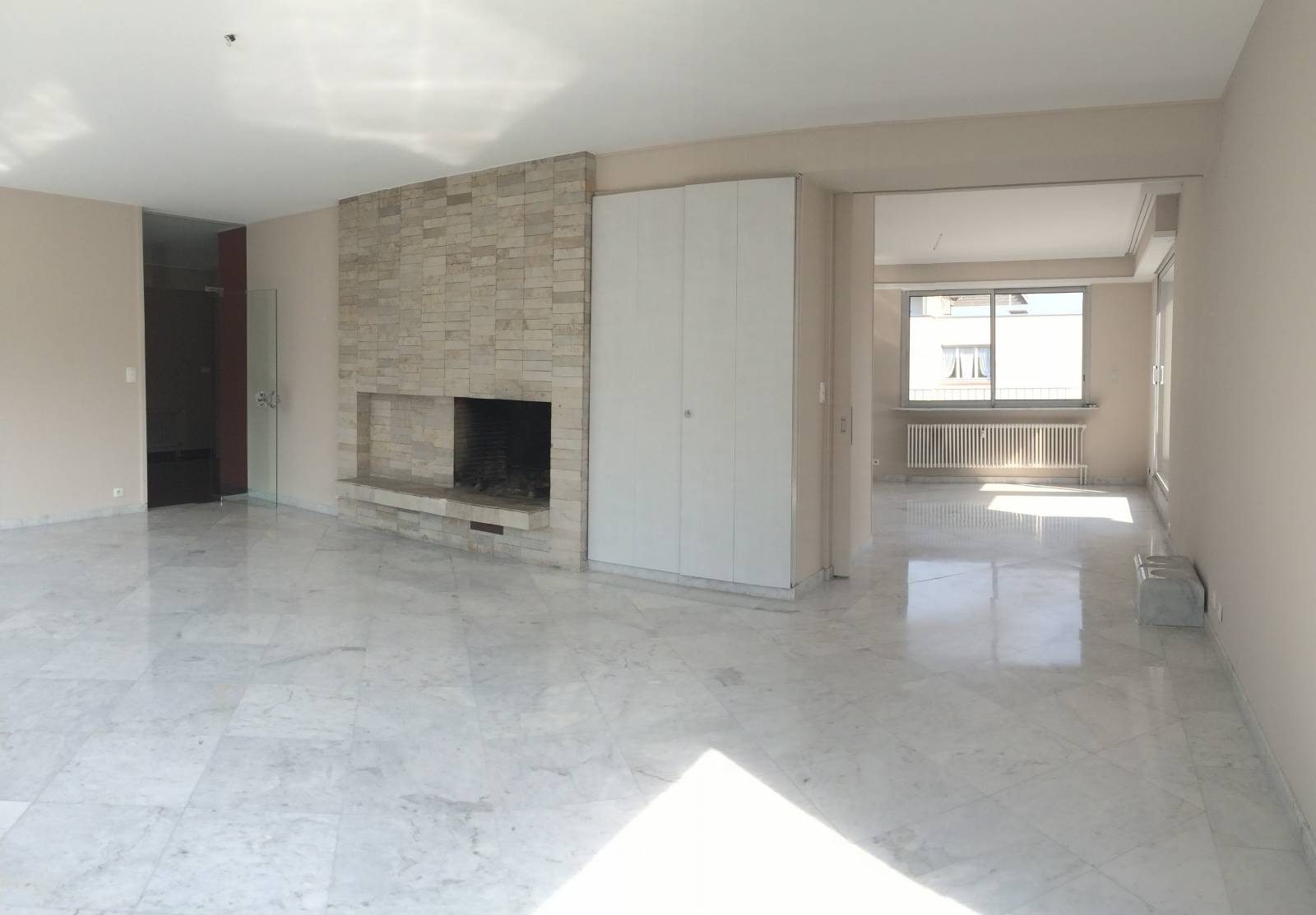 VENDU - CONTADES SUR PARC rue des Arquebusiers Attique 200 m² à rénover Terrasse sud Garage