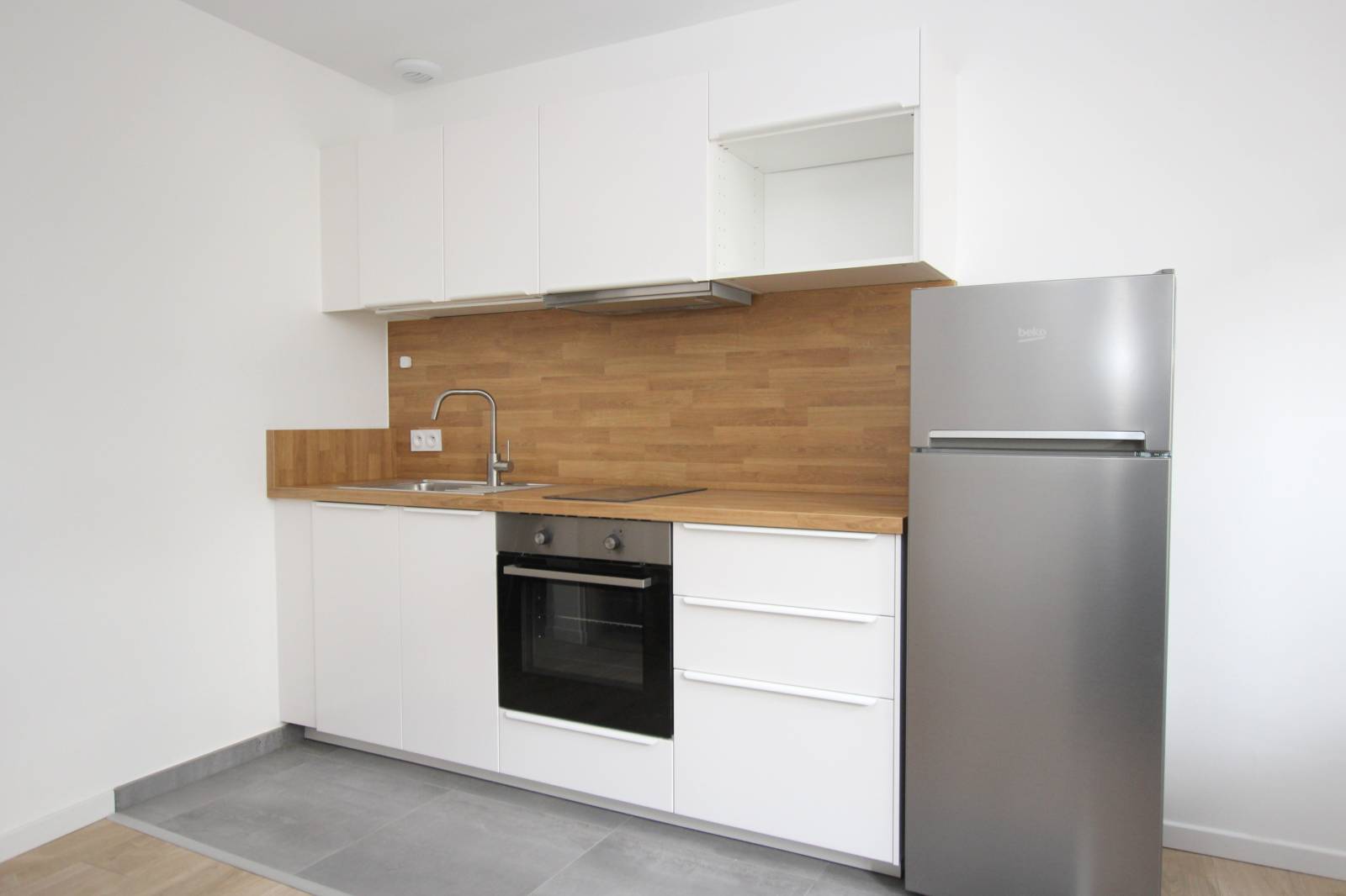 NEUDORF STUDIO MEUBLE NEUF 31 m²