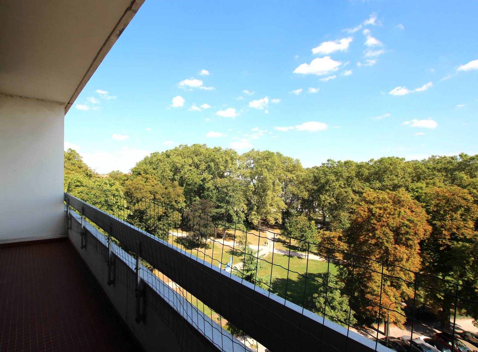 VENDU - CONTADES SUR PARC rue de Turenne appartement en dernier étage 7 pièces 264 m² avec grands balcons et garage