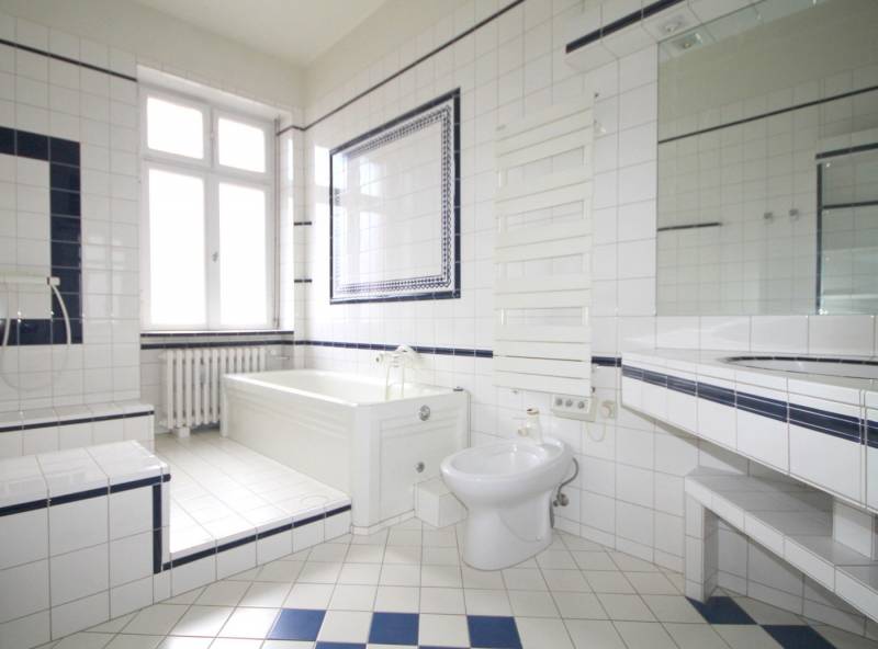 VENDU - CENTRE VILLE Prestigieux Immeuble de l'ESCA  Appartement 5 pièces 181 m² en étage élevé avec chambre de bonnes