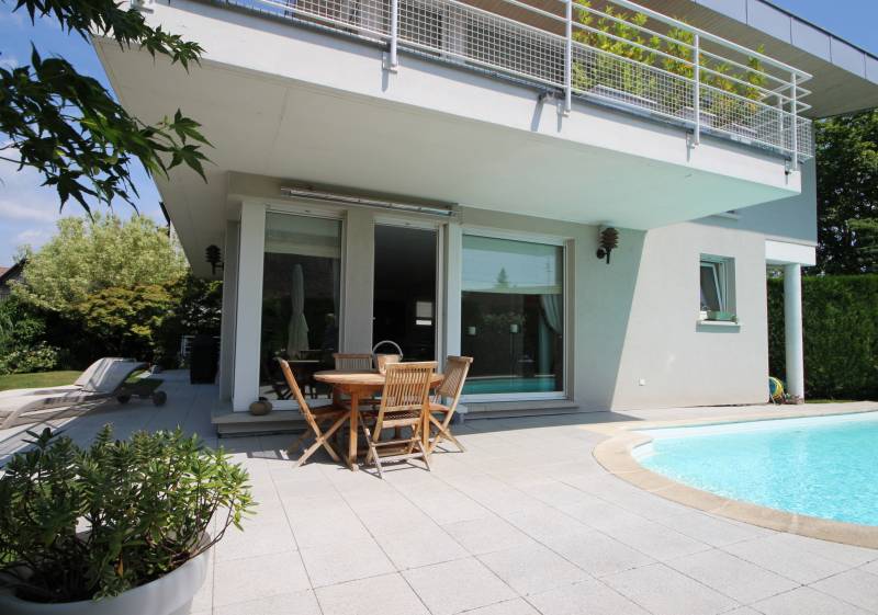 VENDU - ROBERSTAU rue du Docteur François Maison d'Architecte 200 m² avec Piscine et Garage double