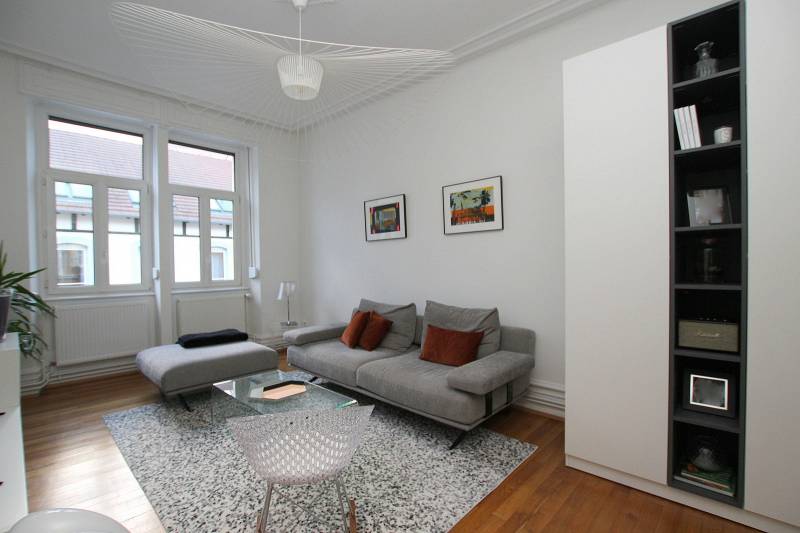 SECTEUR TRIBUNAL - APPARTEMENT 4 PIECES - 79M² - ENTIEREMENT RENOVE