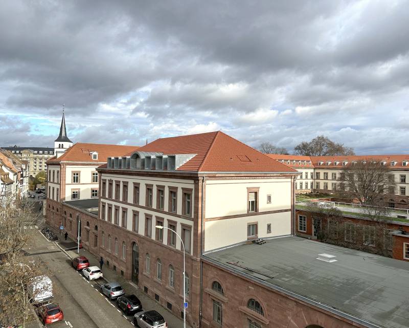 VENDU – STRASBOURG KRUTENAU – ETAGE ELEVE - VUE DEGAGEE – ASCENSEUR – LUMINEUX APPARTEMENT 2 PIECES 51,62 M² + 2 BALCONS