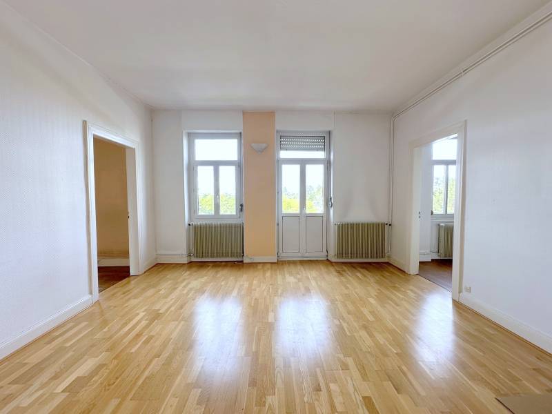 VENDU - STRASBOURG ORANGERIE – EMPLACEMENT PREMIUM -IMMEUBLE 467 M² - 5 APPARTEMENTS - AVEC JARDIN COMMUN