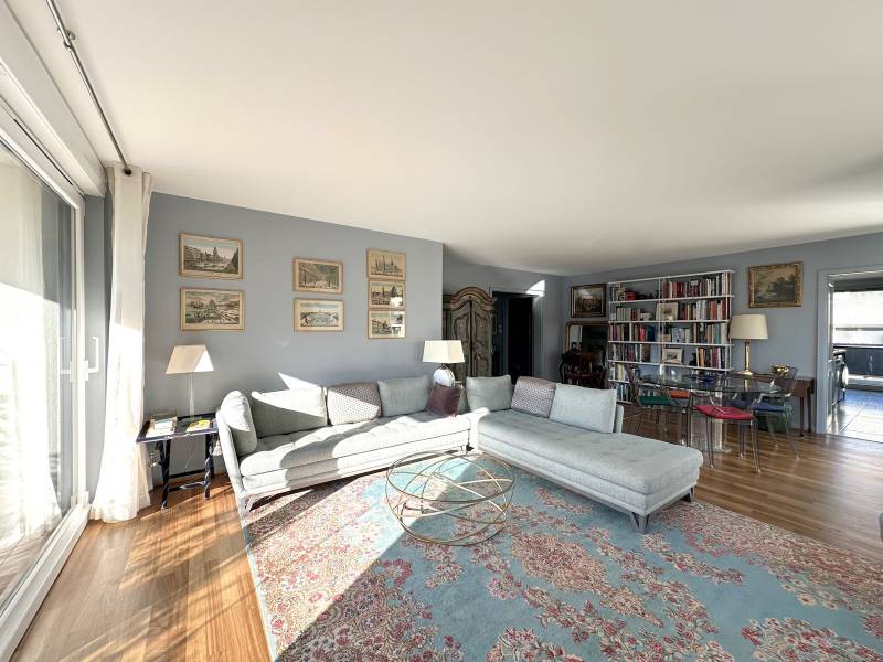 VENDU - STRASBOURG – ORANGERIE BON PASTEUR - APPARTEMENT 4 PIECES ENTIEREMENT RENOVE AVEC TERRASSES 17 M² - CAVE ET GARAGE -