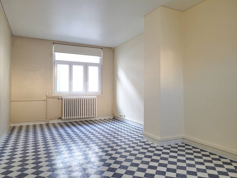 ORANGERIE, LOCAL PROFESSIONNEL A LOUER