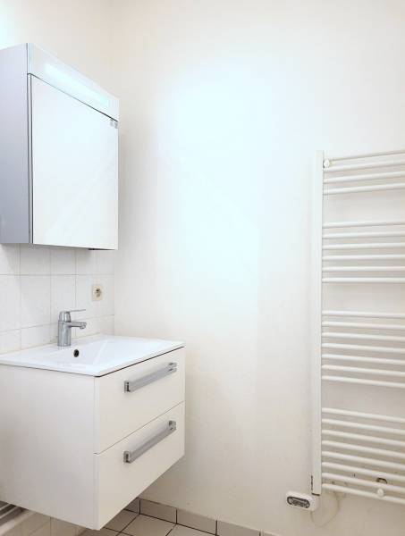 CENTRE VILLE APPARTEMENT 2 PIECES AVEC ASCENSEUR