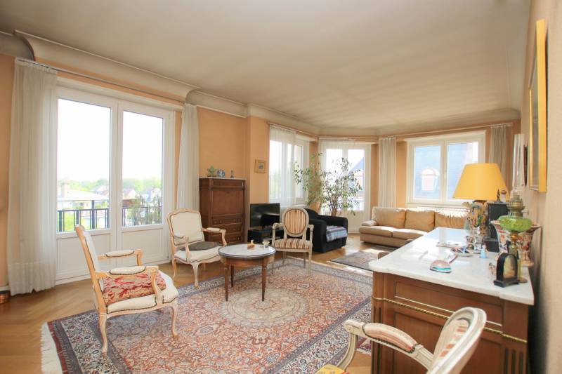 VUE  IMPRENABLE ORANGERIE - APP. 165 M² GRANDS BALCONS + CHAMBRE DE BONNE 13 M²- DERNIER ETAGE ASCENSEUR - IMMEUBLE BOURGEOIS