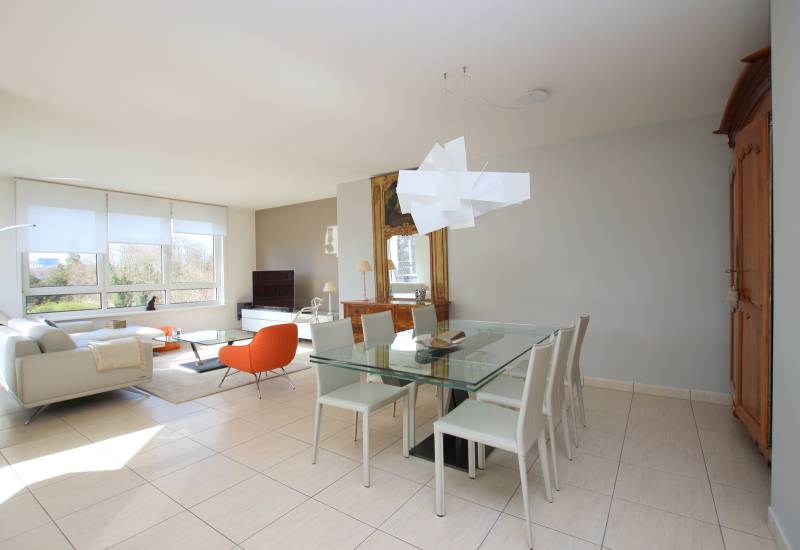 LOUE - STRASBOURG ORANGERIE – DERNIER ETAGE Rue Du Bon Pasteur – APP. Meublé 4 pièces - 129 m² – 4 Terrasses – 2 Garages