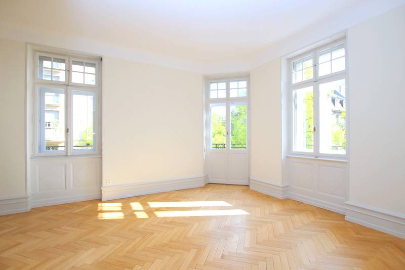 STRASBOURG – ORANGERIE - SUPERBE APPARTEMENT BOURGEOIS D’ANGLE 8 PIECES - 245 M² - ENTIEREMENT RENOVE - 2 BALCONS – 3 MANSARDES - CAVE -
