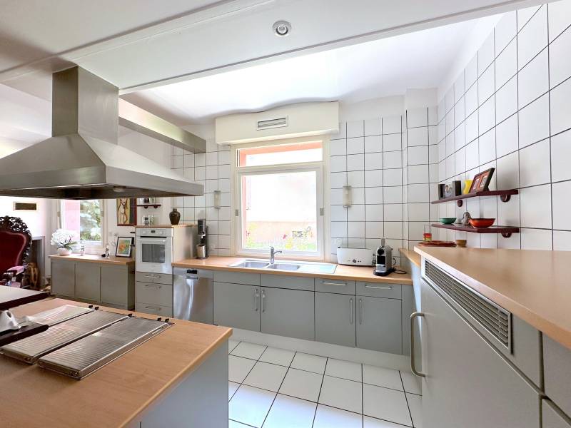 STRASBOURG NORD – SCHILTIGHEIM - CHARMANT LOFT 131 m² - 5 PIECES – 2 PARKINGS + GARAGE – JARDIN COMMUN