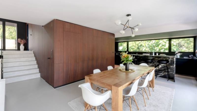 DEBUT ROBERTSAU - MAISON D’ARCHITECTE 259 M² -  TERRAIN 7,72 ARES -PISCINE-JACUZZI – 3 GARAGES