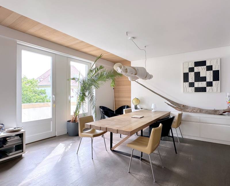 NOUVEAU PRIX - STRASBOURG – QUARTIER DES QUINZE – MAISON BOURGEOISE  1930 - 11 PIECES - 300 m² + ESPACE DETENTE 50 m² - JARDIN PAYSAGE – GARAGE