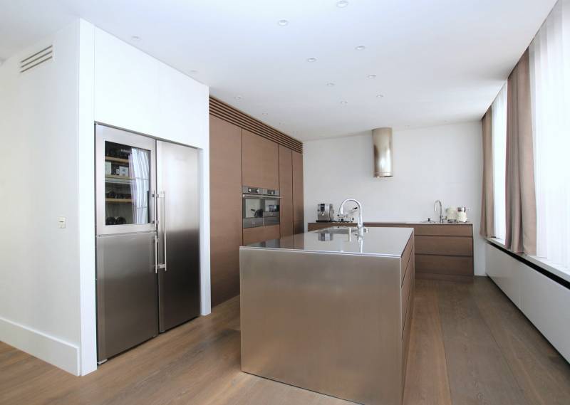 VENDU - PROCHE GRANDE ILE - BIEN D’EXCEPTION 244 M² - 9 PIECES TERRASSE PAYSAGEE 50 M² AVEC JACUZZI