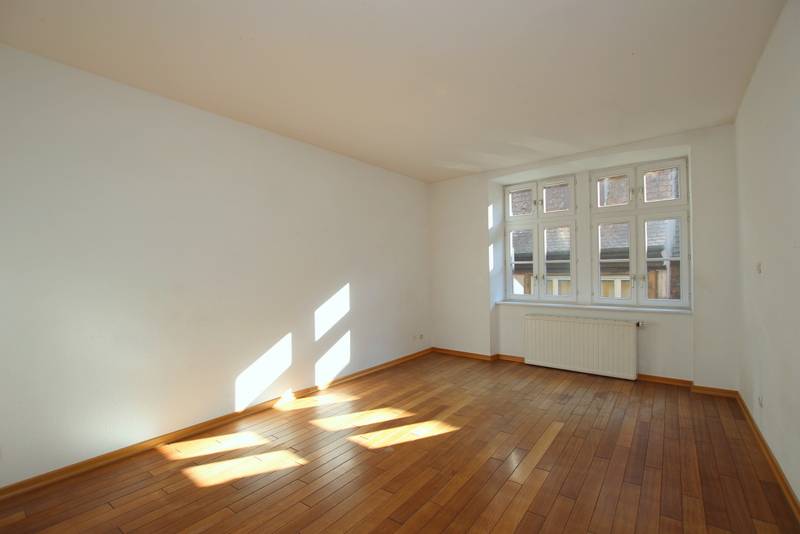 NOUVEAUX PRIX - STRASBOURG CENTRE HISTORIQUE – PROX. PLACE ST THOMAS –  APPARTEMENT 4 PIECES – 107 m² -