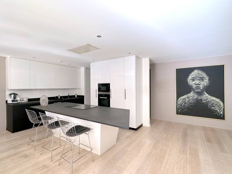 STRASBOURG – CONTADES – EXCEPTIONNEL REZ DE JARDIN CLIMATISE 6 PIECES 217 M² JARDIN PAYSAGE ARBORE – DPE B - CAVE – GARAGE